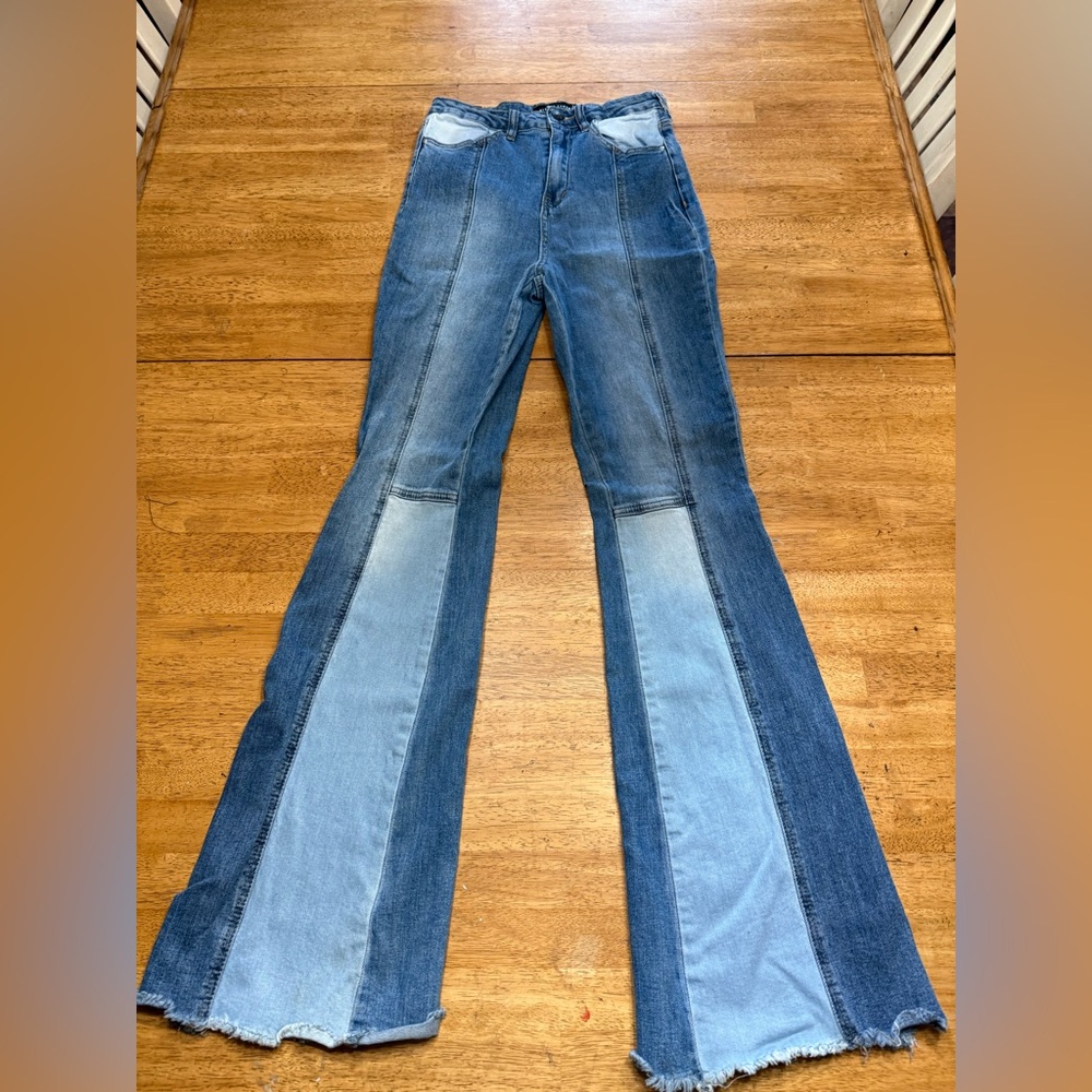 Almost Famous Two-Tone Flare Jeans in Dark and Light Blue